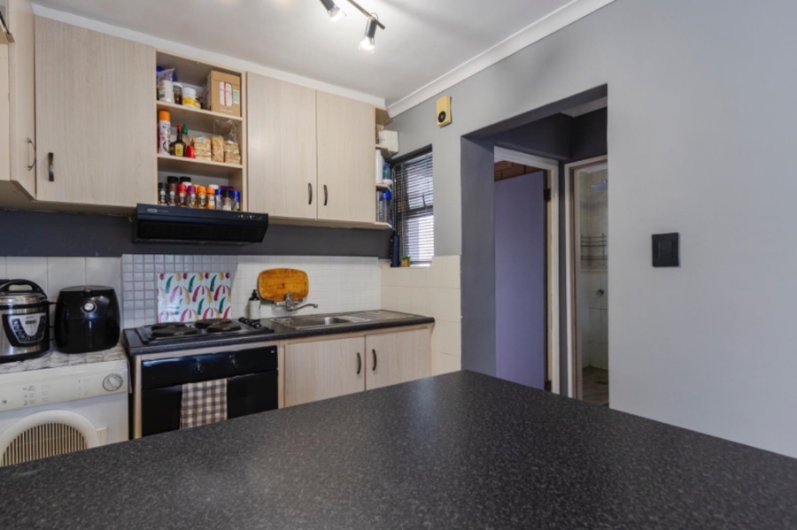 To Let 1 Bedroom Property for Rent in La Colline Western Cape